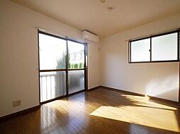 アドニス・015 107 1階1Kのリビング/ダイニング