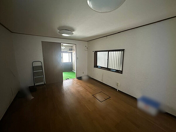 洋室を拡大表示