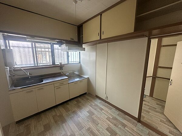 キッチンを拡大表示