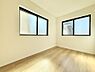 室内：A号棟  ■落ち着いた色合いのお部屋で穏やかな時間を楽しめます