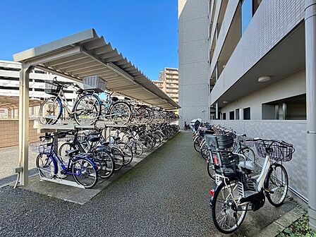 ■きちんと整備された駐輪場で、自転車の保管も安心です