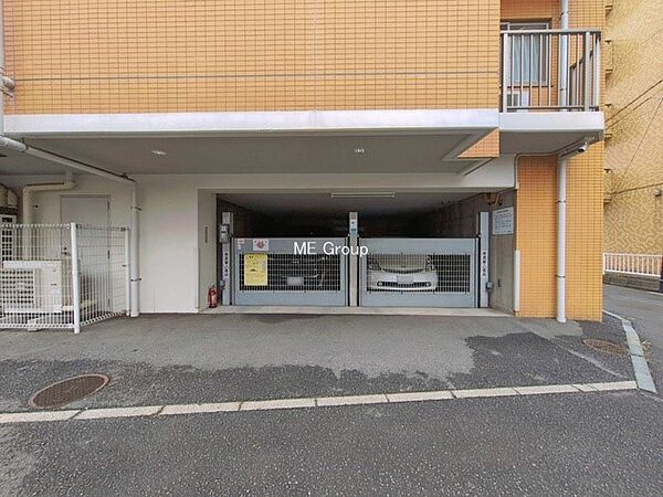 駐車場を拡大表示