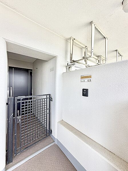 ■ シンプルで美しく、住まいの第一印象を彩る玄関です