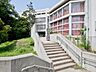 周辺：中学校 850m 横浜市立生麦中学校