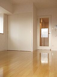 福岡市地下鉄箱崎線 呉服町駅 徒歩3分の賃貸マンション 6階1Kのリビング/ダイニング