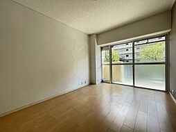 ユニ宇治マンション1号館 2階3LDKのリビング/ダイニング