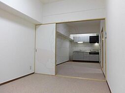 パークテラス桂川 1階3LDKのリビング/ダイニング