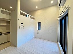 ハーモニーテラス淀下津町2 2階1Kのリビング/ダイニング