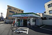 ファミリーマート大宮浅間町店 997m