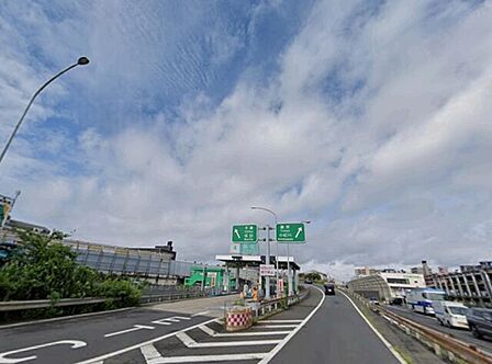 船橋インターチェンジ500m車3分
