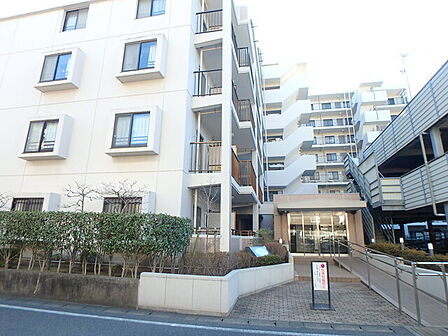 8階建て 総戸数80戸