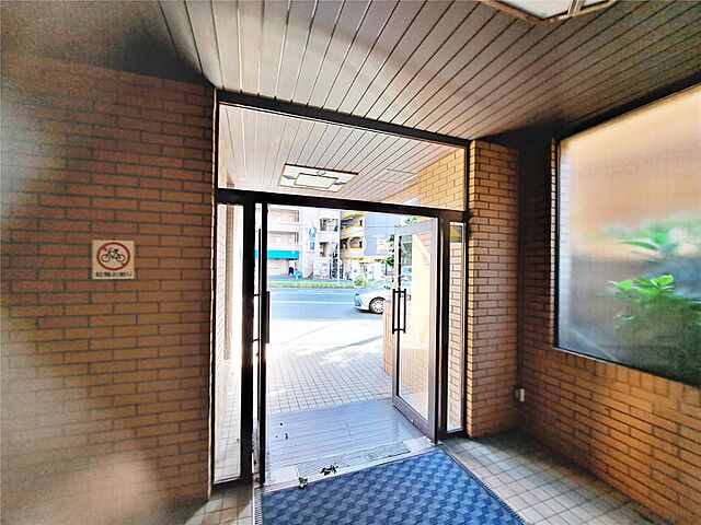 エントランス