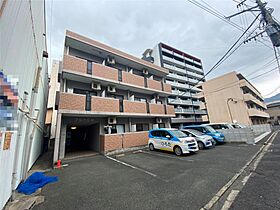 フルール林  ｜ 福岡県北九州市小倉北区三萩野1丁目（賃貸マンション1K・3階・23.94㎡） その1