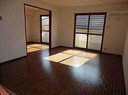 メゾン・ルミエール 103 1階2LDKのリビング/ダイニング