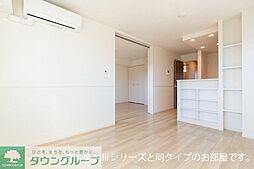 仮）六高台5丁目アパートII 301 3階2LDKのリビング/ダイニング