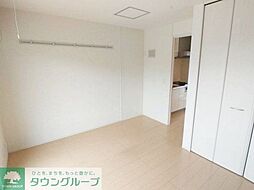 シャングリラ 202 2階1Kのリビング/ダイニング