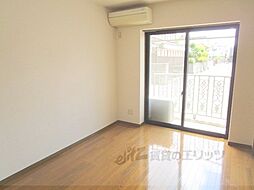 Ｃｒｅｓｔ　ｓｑｕａｒｅ　I 115 1階2DKのリビング/ダイニング