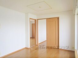 ラ・ミティエ 203 2階2LDKのリビング/ダイニング