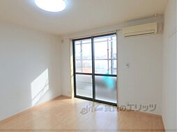 近江鉄道近江本線 愛知川駅 徒歩20分の賃貸アパート 1階1Kのリビング/ダイニング