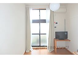JR湖西線 堅田駅 バス21分 みづほ団地下車 徒歩4分の賃貸アパート 1階1Kのリビング/ダイニング
