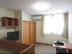 レオパレス伊吹 202 2階1Kのリビング/ダイニング