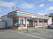 セブンイレブン　北近江高月店まで800メートル