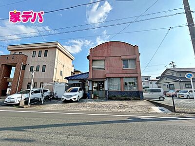 外観：名鉄豊川線「諏訪町」駅まで徒歩7分。代田小学校・代田中学校まで徒歩10分圏内。