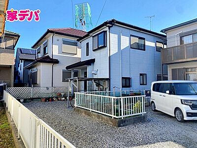 外観：サンルーム付き「3LDK」　 全居室収納完備　 幅広い世代が使用できる和室　 明るく開放的な吹抜け　 