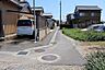 外観：前面道路：南東側約3.2ｍ幅（セットバック前） 
