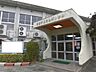 周辺：三谷東小学校（950m）