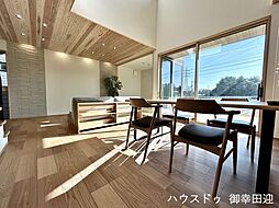 リビング/ダイニングの画像