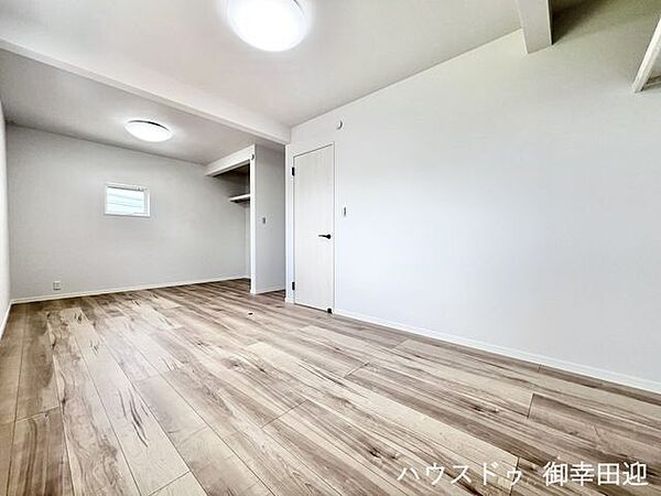 洋室を拡大表示