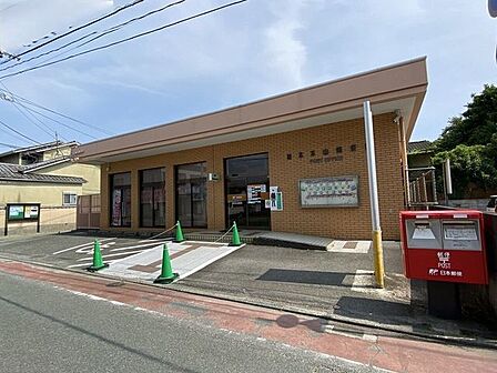 熊本本山郵便局 330m