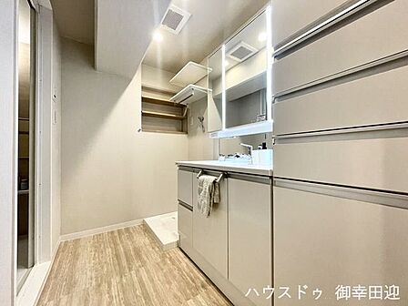 ■清々しいリフレッシュ空間■自分を磨き、気持ちを切り替えるプライベートスペース。