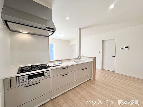 キッチンを拡大表示
