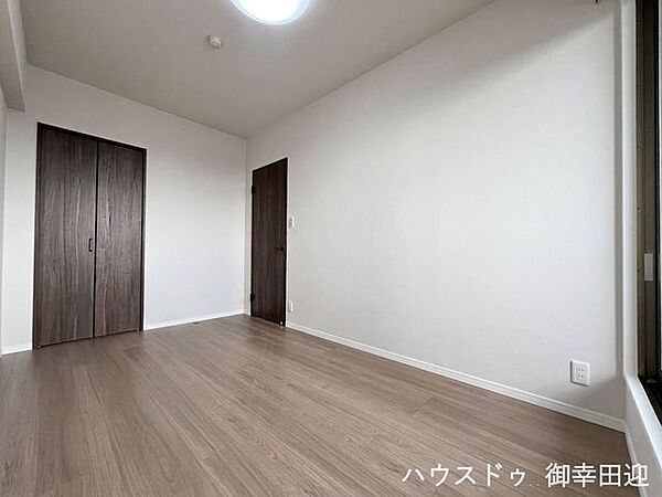 洋室を拡大表示