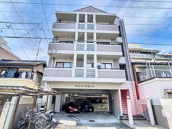 メゾン　ド　ファミーユ 401｜岐阜県岐阜市早苗町７丁目(賃貸マンション3LDK・4階・72.00㎡)の写真 その1