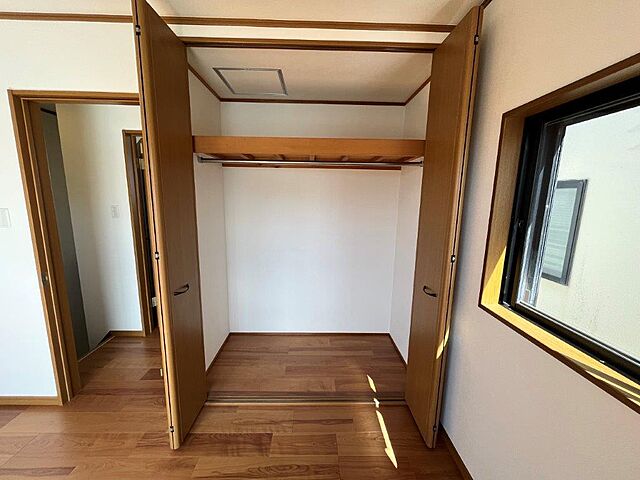 収納 尼崎市御園3丁目22-33