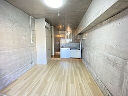 ｅ‐ｔｅｒｒａｃｅ 0506 5階ワンルームのリビング/ダイニング