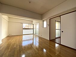 アーバンシャトー加治屋 0502 5階1LDKのリビング/ダイニング