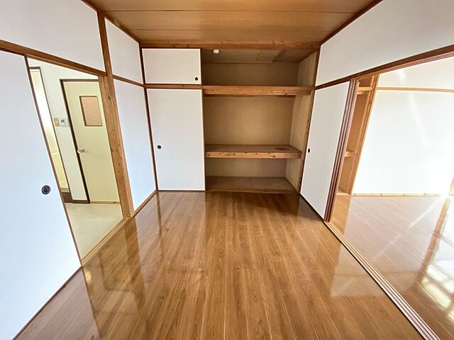 寝室