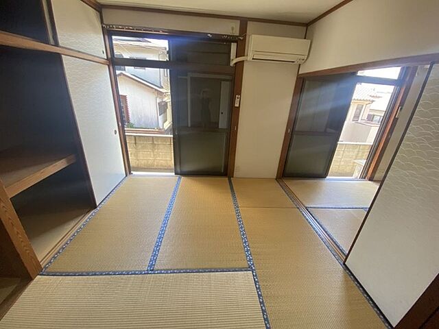 寝室