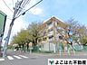 周辺：川崎市立菅中学校 徒歩15分。 1170m