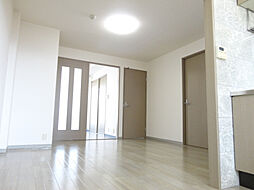 レジデンス・ヒロ 101 1階2LDKのリビング/ダイニング