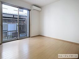 サークル23 102 1階1Kのリビング/ダイニング