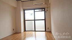 丸矢ハイツ 304 4階ワンルームのリビング/ダイニング