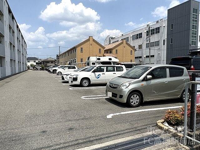 6 / 7