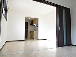 JR東海道・山陽本線 南彦根駅 徒歩23分の賃貸マンション 3階1LDKのリビング/ダイニング