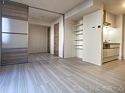 JR東海道・山陽本線 能登川駅 4.8kmの賃貸アパート 2階1LDKのリビング/ダイニング