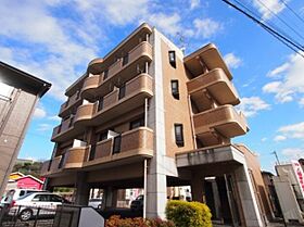 メゾン・ボー　D  ｜ 福岡県中間市東中間2丁目（賃貸マンション1K・4階・24.42㎡） その1